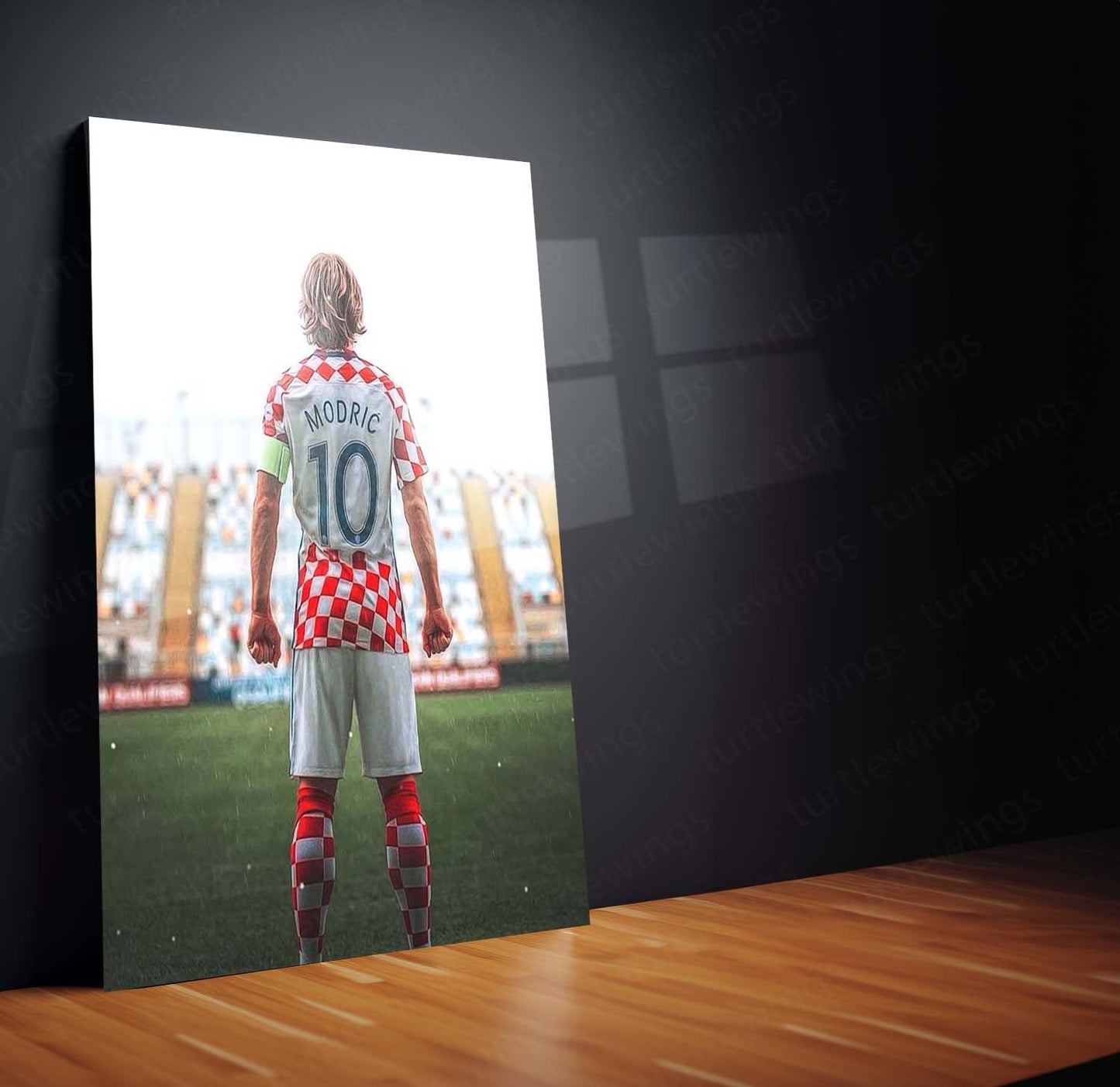Luka Modrić #10 – Croatia National Team Back Pose Metal Frame | Iconic Midfielder Wall Art - TURTLEWINGS