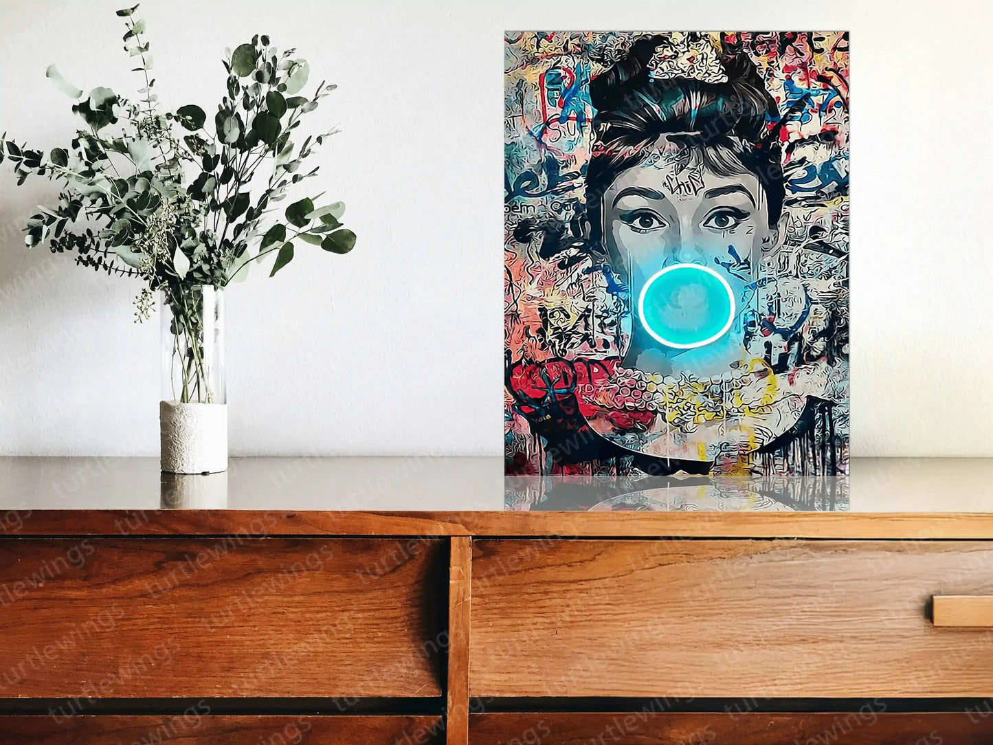 Audrey Hepburn Bubble Neon LED Metal Frame - Iconic Elegance with a Modern Twist - TURTLEWINGS