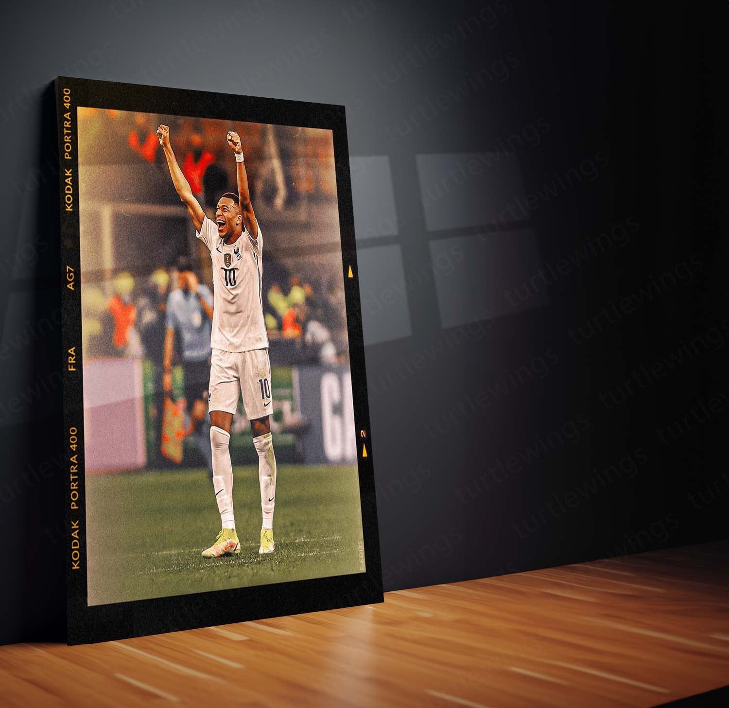 Kylian Mbappé France Metal Frame | World Cup Star Wall Art 02 - TURTLEWINGS