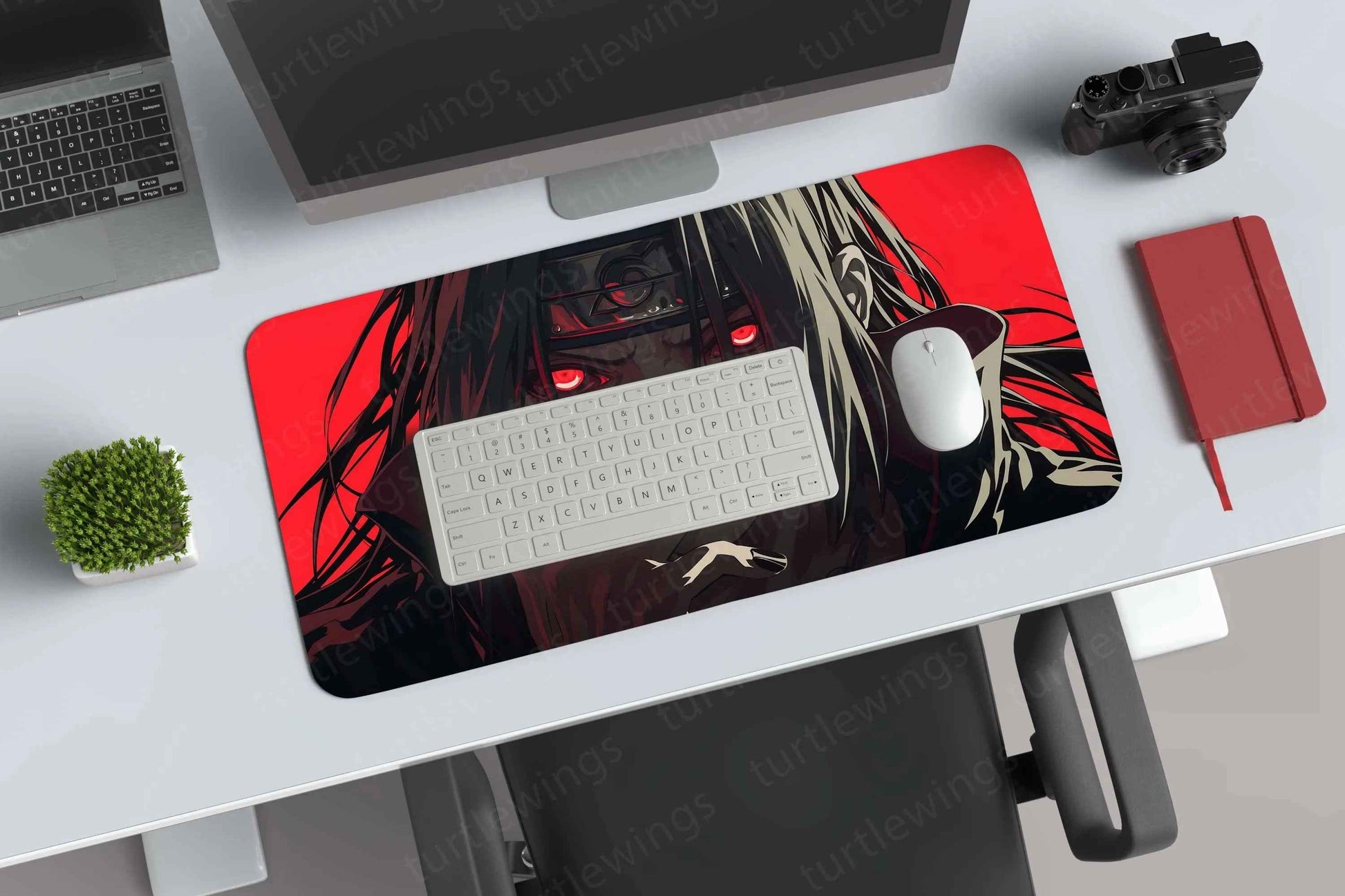 Itachi-Uchiha-Closeup Deskmat - TURTLEWINGS
