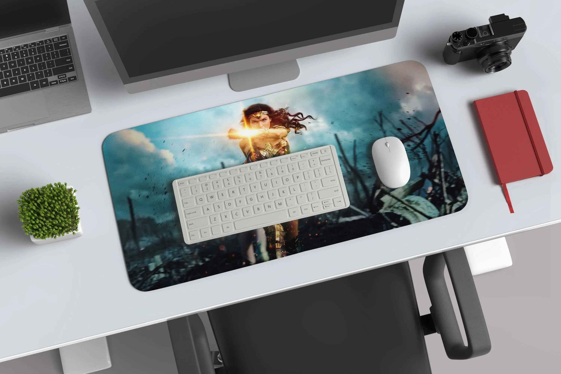 Wonder Woman DC deskmat - TURTLEWINGS